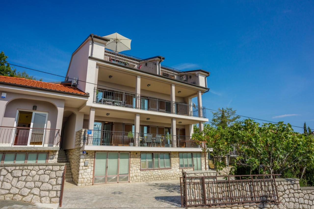 ANTON 2 - B&B