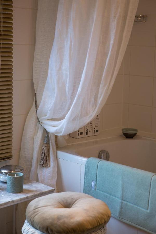 Zweibettzimmer mit eigenem Bad