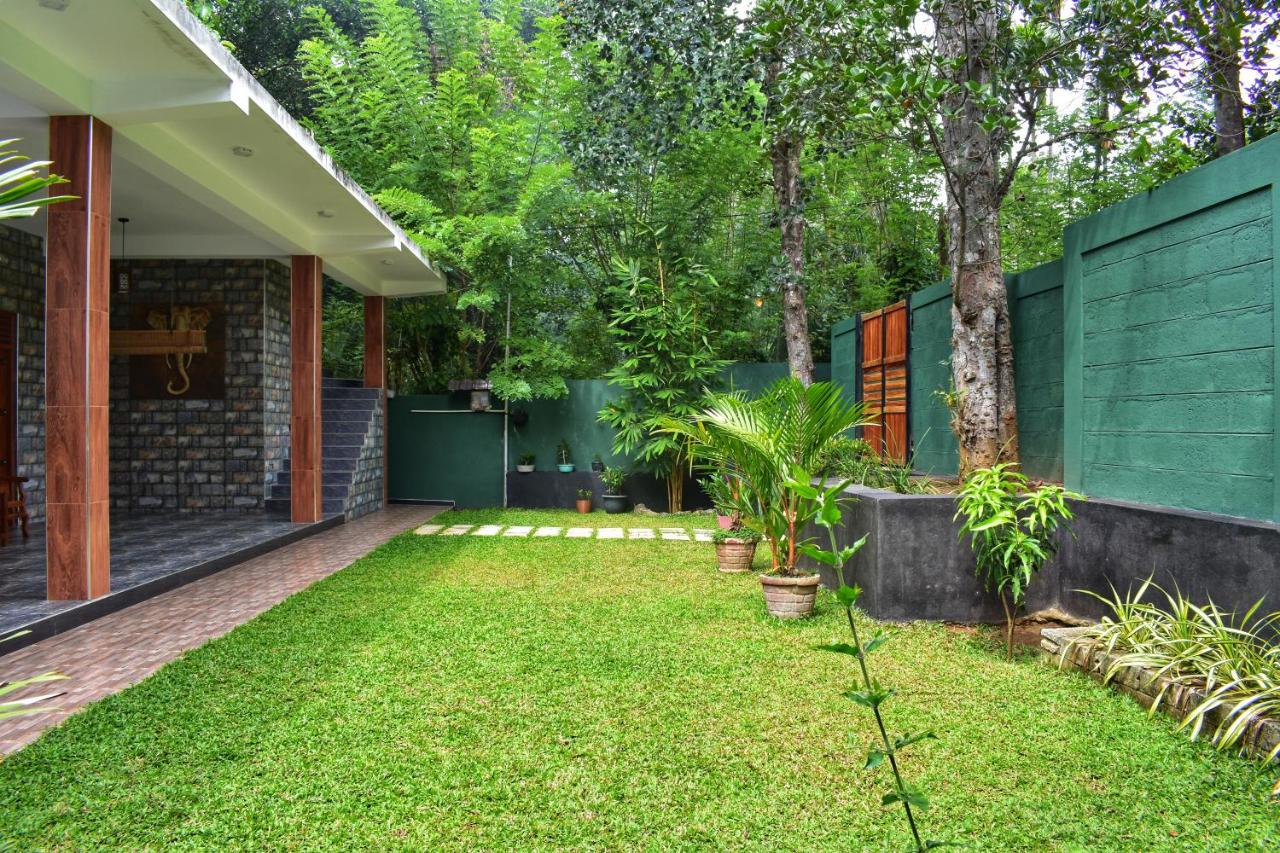 Forest Edge Safari Villa - B&B