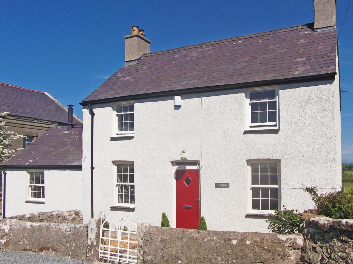 B&B Holyhead - Ty Capel Bryntwrog - Bed and Breakfast Holyhead