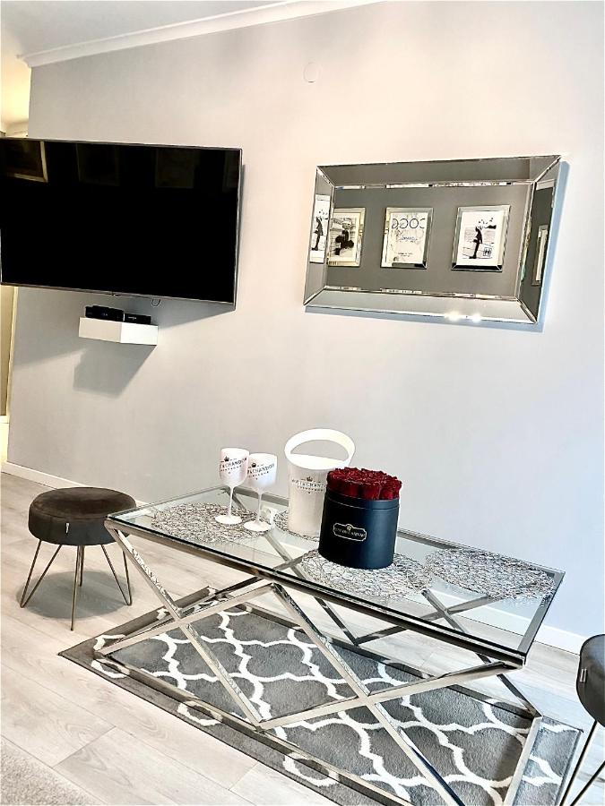Platinum Apartment przy plaży, z parkingiem, z dużym balkonem - Chambres d'hôtes Sopot