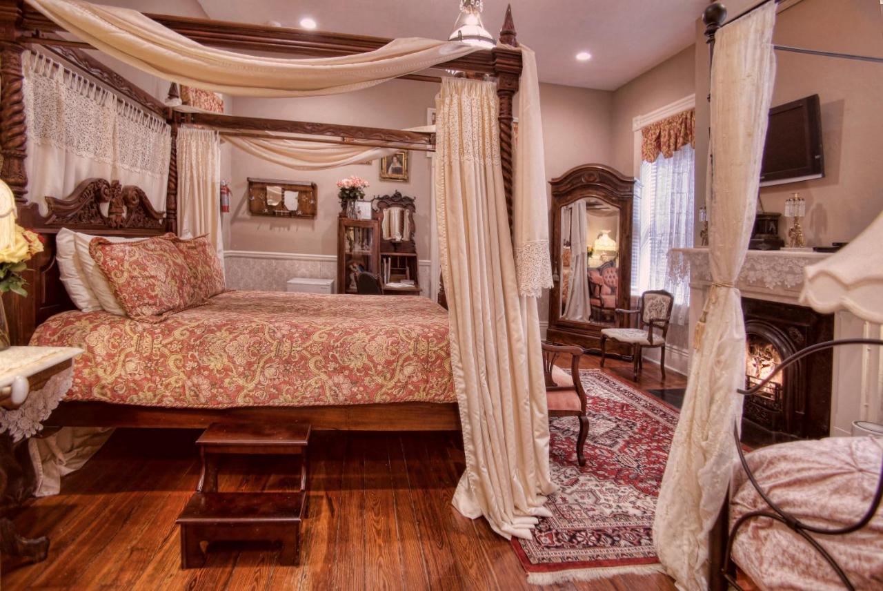 Abercorn Queen Room 5