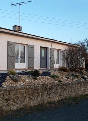 Au Coeur du Bocage Vendéen - Bed and Breakfast