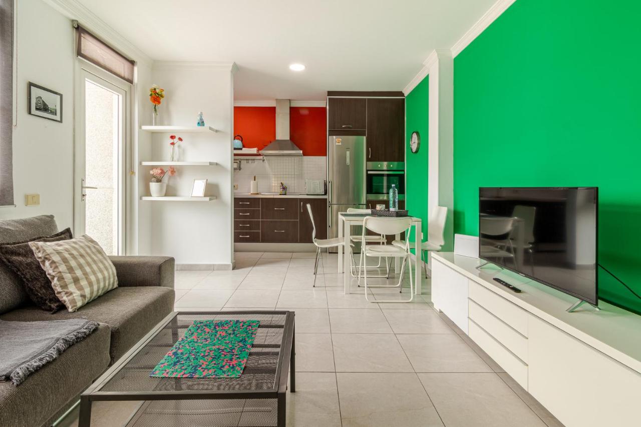 Nice Canteras - 2BDR - WiFi - Balcony - B&B Las Palmas de Gran Canaria