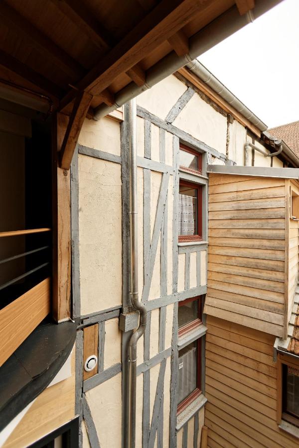 Appart'Hôtel Sainte Trinité - B&B