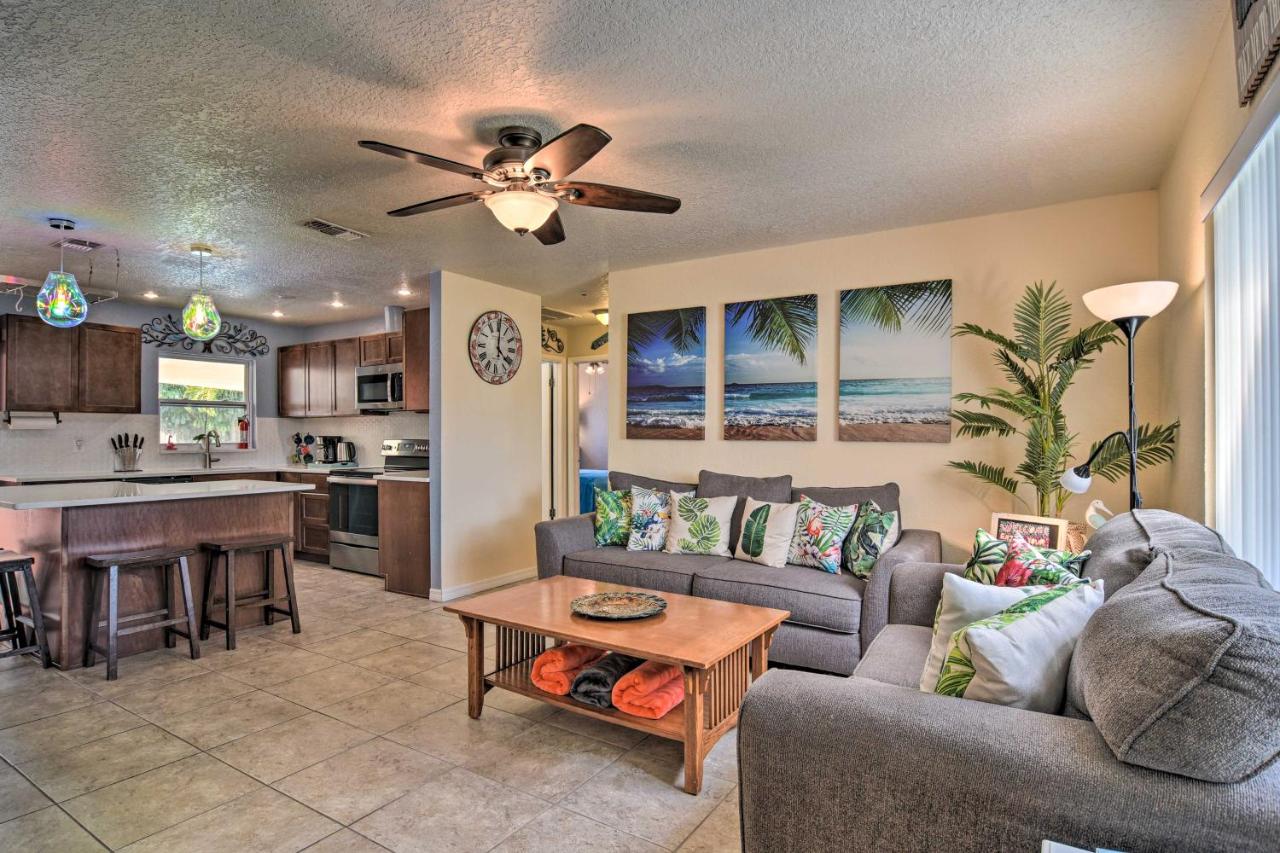 B&B Seminole - Pet-Friendly Retreat with Pool about 6 Mi to Beaches - Bed and Breakfast Seminole