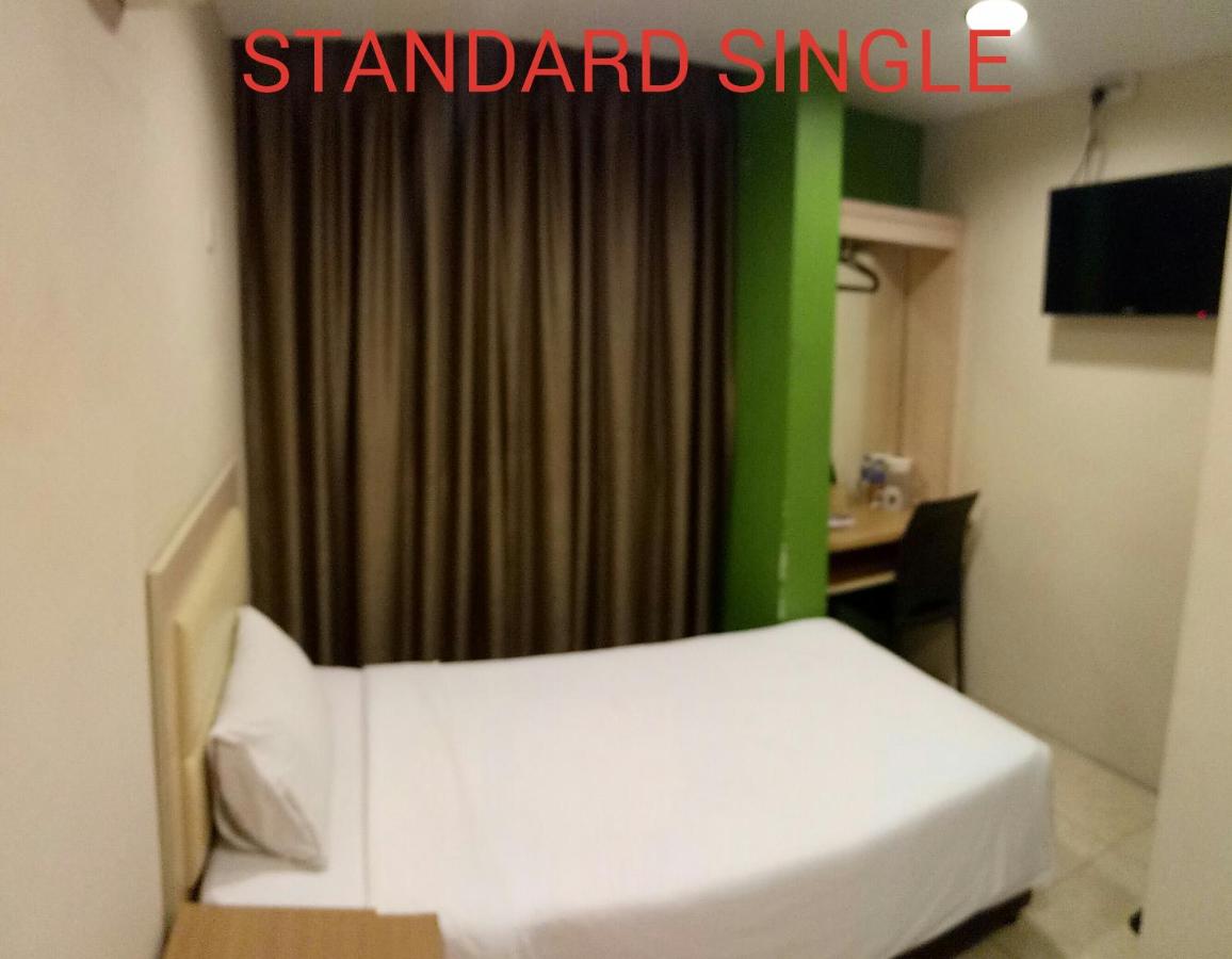 B&B Batu Caves - SRP Hotel Sdn Bhd - Bed and Breakfast Batu Caves