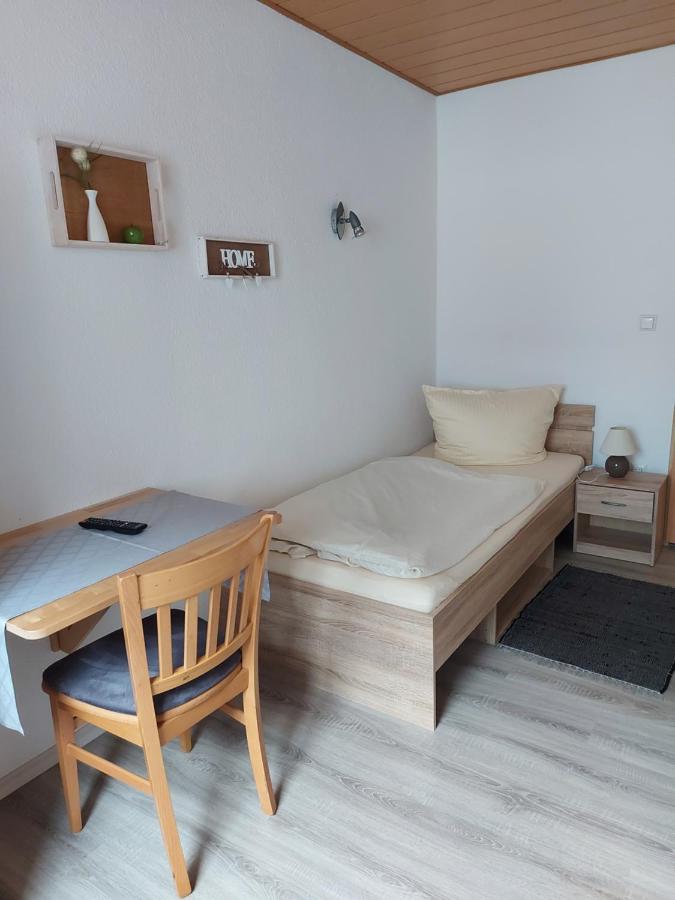 Habitación Individual Estándar con baño compartido