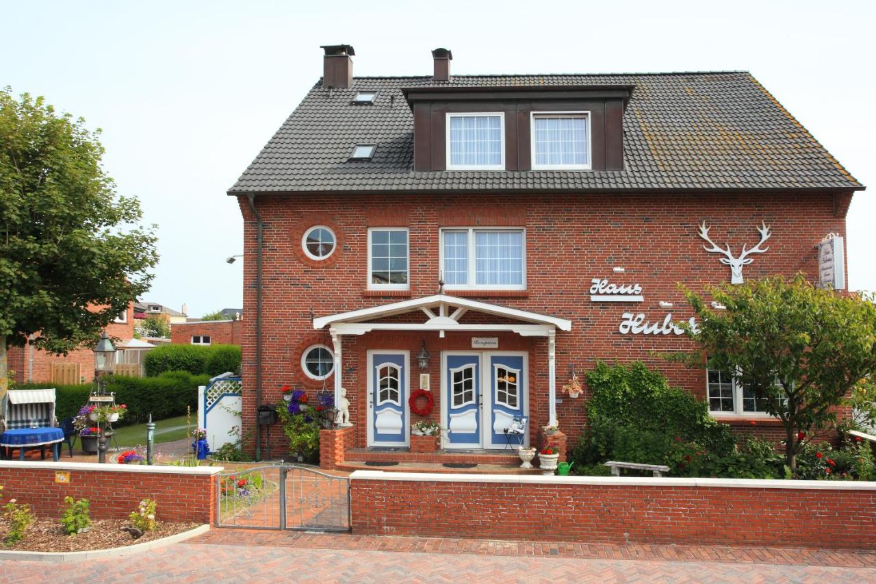 B&B Borkum - Hotel-Pension Haus Hubertus - Bed and Breakfast Borkum