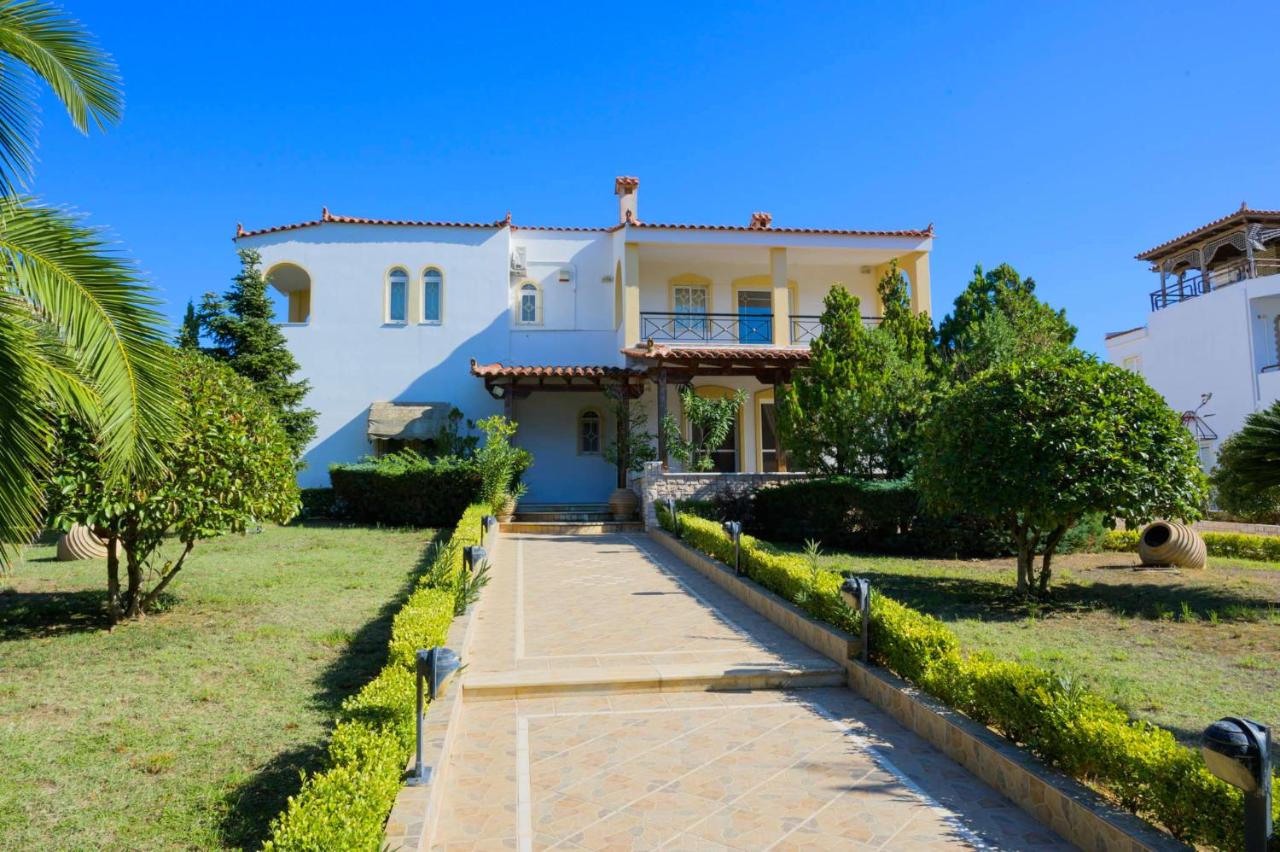 GREEN PARADISE PALAIA FoKAIA - B&B