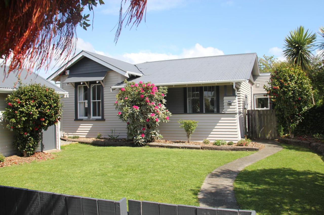 B&B Palmerston North - Linton Cottage - Bed and Breakfast Palmerston North