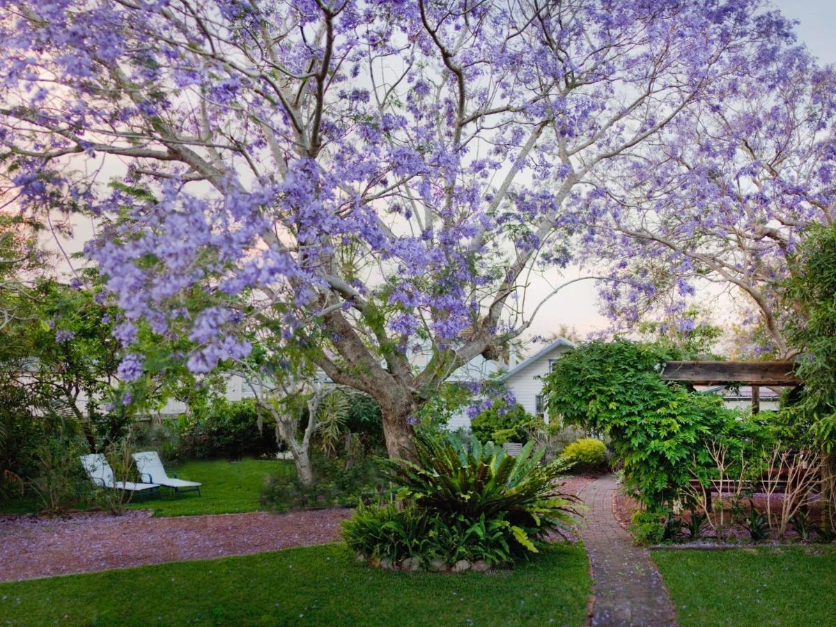 B&B Tea Gardens - Garden Cottage - Bed and Breakfast Tea Gardens