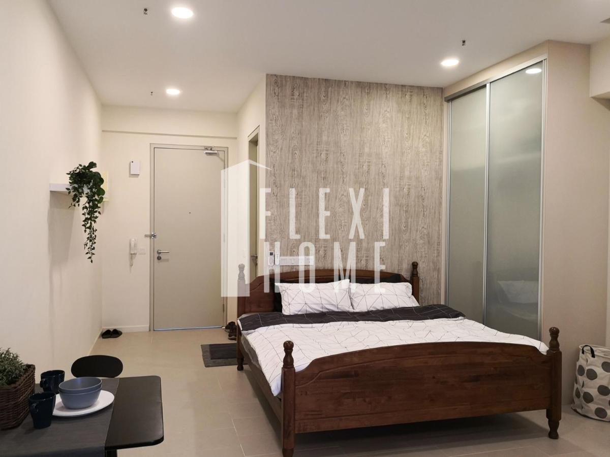 9am-5pm, SAME DAY CHECK IN AND CHECK OUT, Work from Home, Comfy & Quiet Tamarind Suites-Cyberjaya by Flexihome-MY, - B&B Cyberjaya