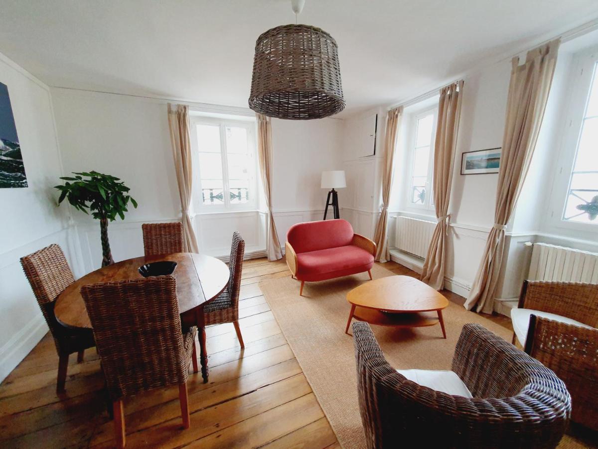 B&B St-Malo - Les Sablons - Très Bel Appartement , Lumineux - Bed and Breakfast St-Malo