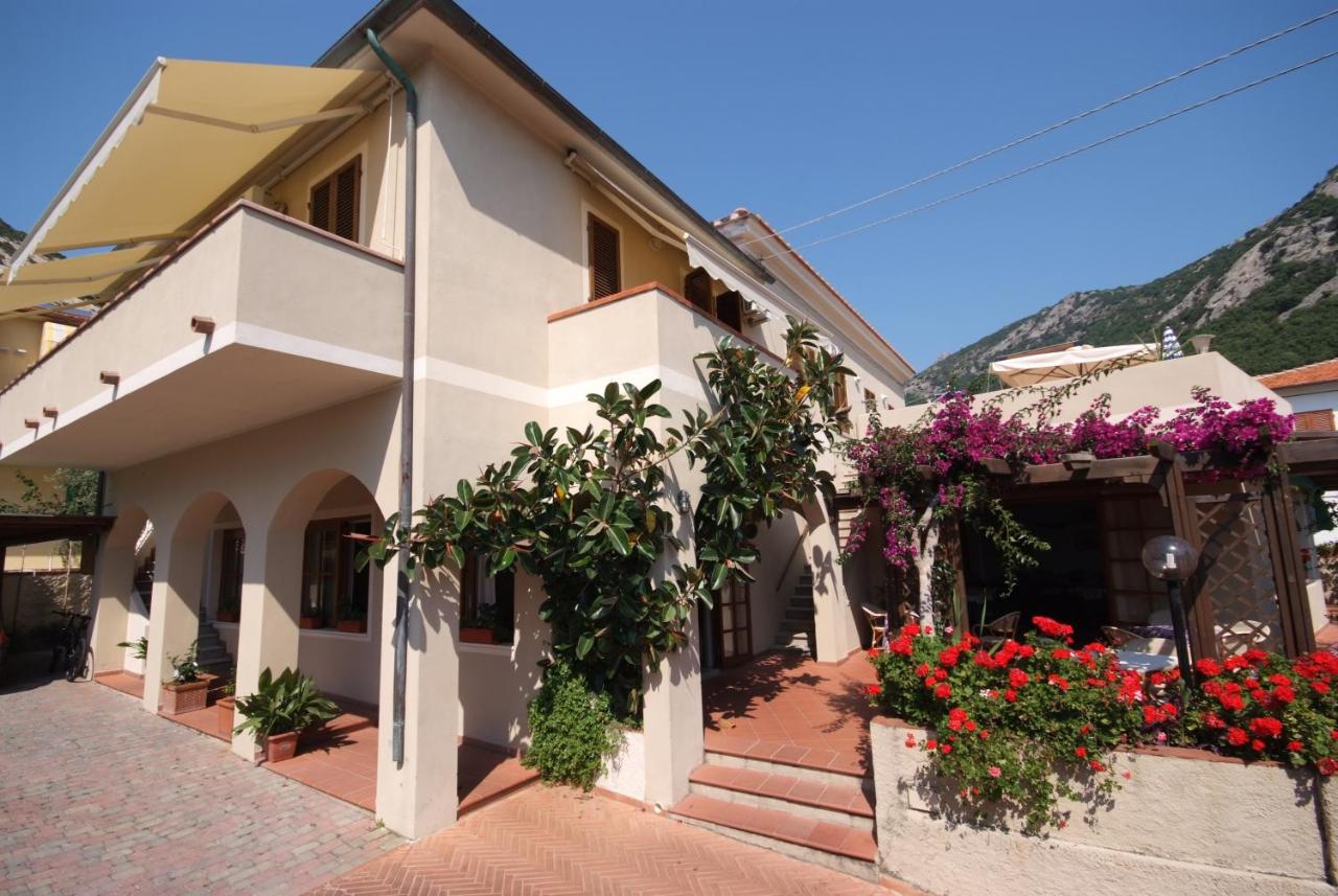 B&B Pomonte - Hotel Corallo - Bed and Breakfast Pomonte