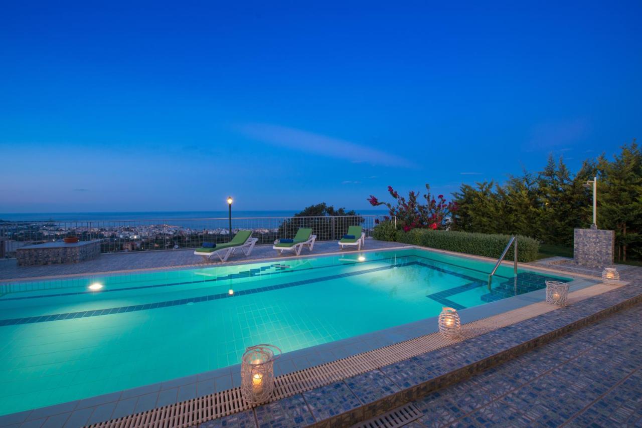 Danae Villas - B&B