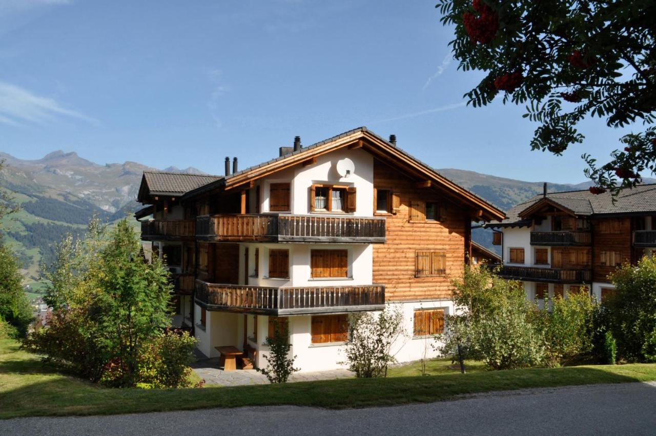 Penthouse Apartment - Sez Ner - B&B Obersaxen