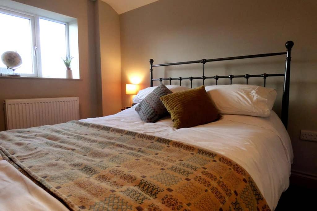 Y Cwtsh - B&B Llandeilo