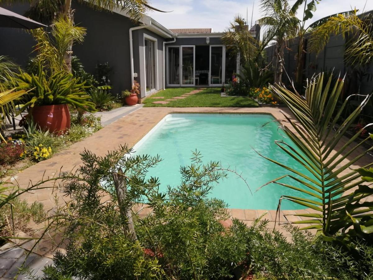 Northern Vine Guesthouse B&B Self-catering - B&B Brackenfell