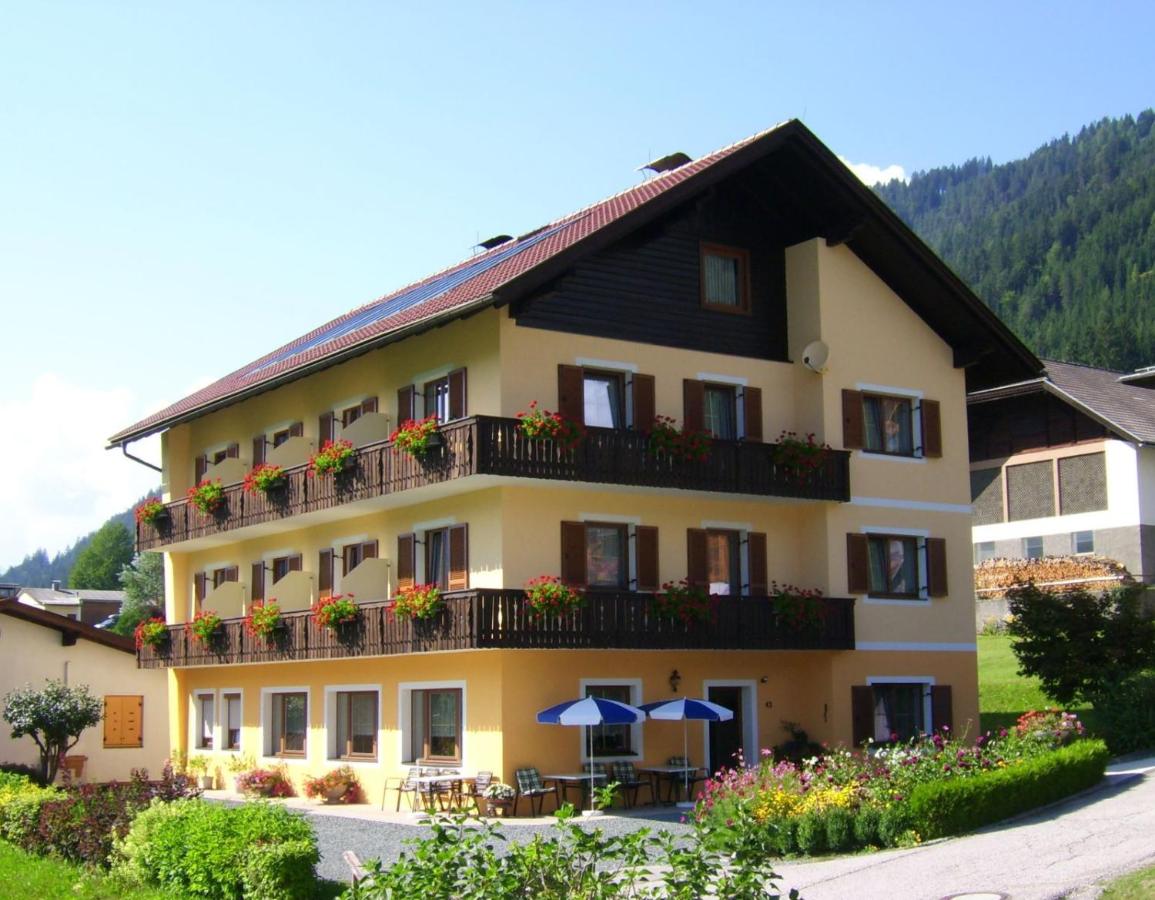 B&B Weissensee - Haus Alpenfriede - Bed and Breakfast Weissensee