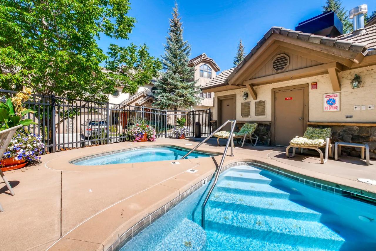 Ironwood Townhomes - Bed and Breakfast