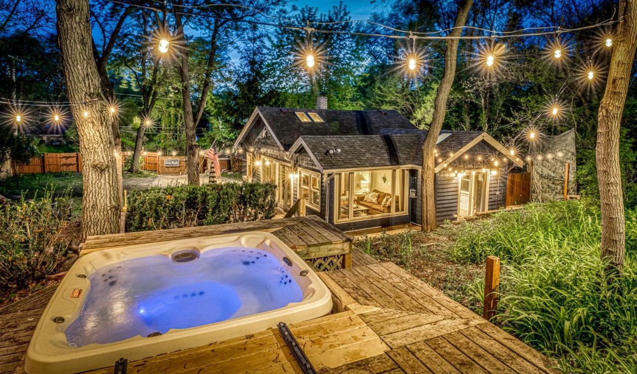 Secluded Fenced Cottage W Dune Top Hot Tub Near Hiking Dog Friendly - B&B