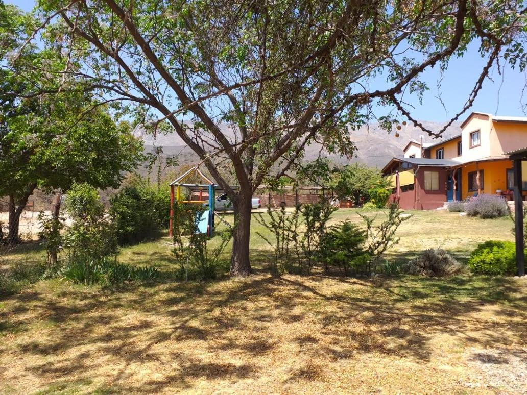 Sierra Magenta - Ferienwohnung Los Hornillos