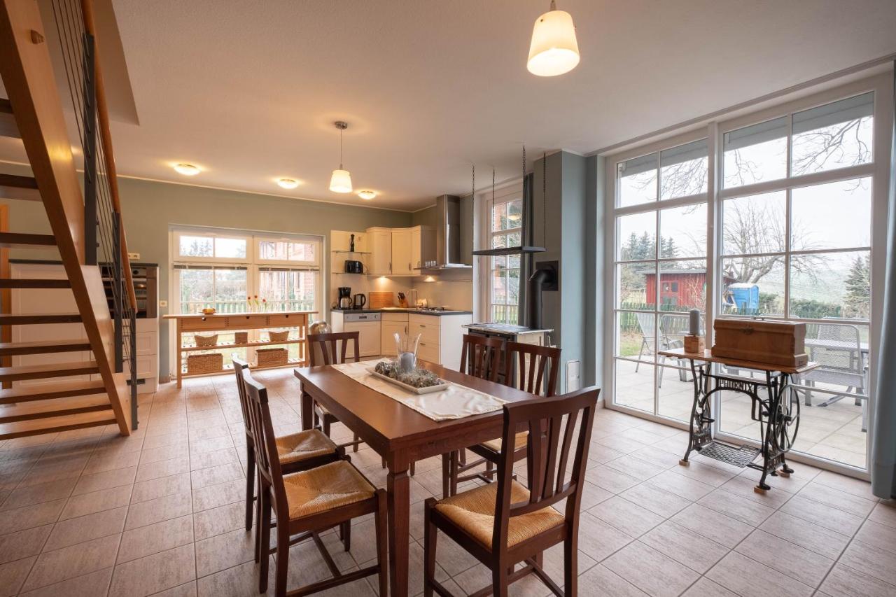 Herrenhaus Jürgenshof - Ferienhaus - B&B Alt Schwerin