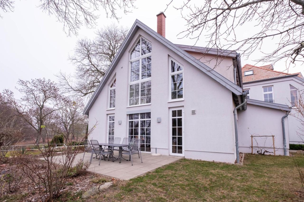 Herrenhaus Jürgenshof - Ferienhaus - Bed and Breakfast Alt Schwerin