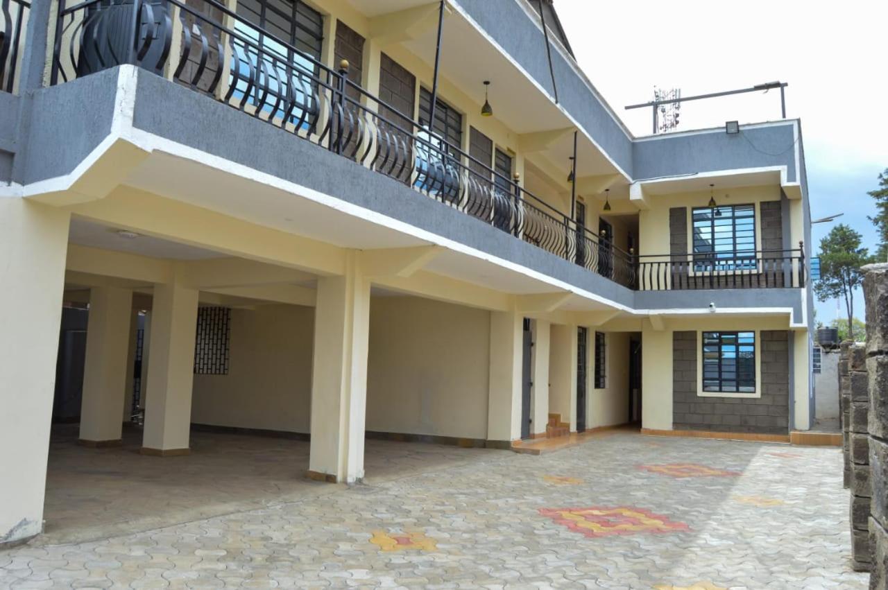 Executive Two & Three Bedroom Suites - B&B