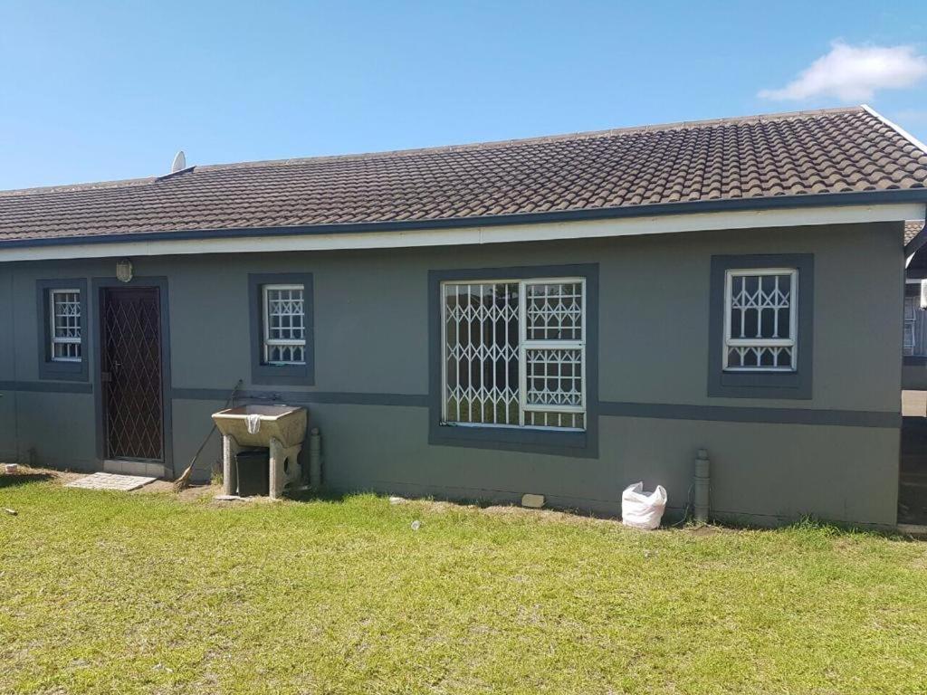 Mbuso Guest House - B&B