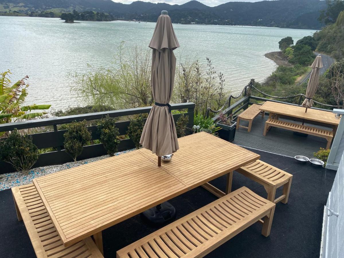 Pacific Harbour Lodge - B&B