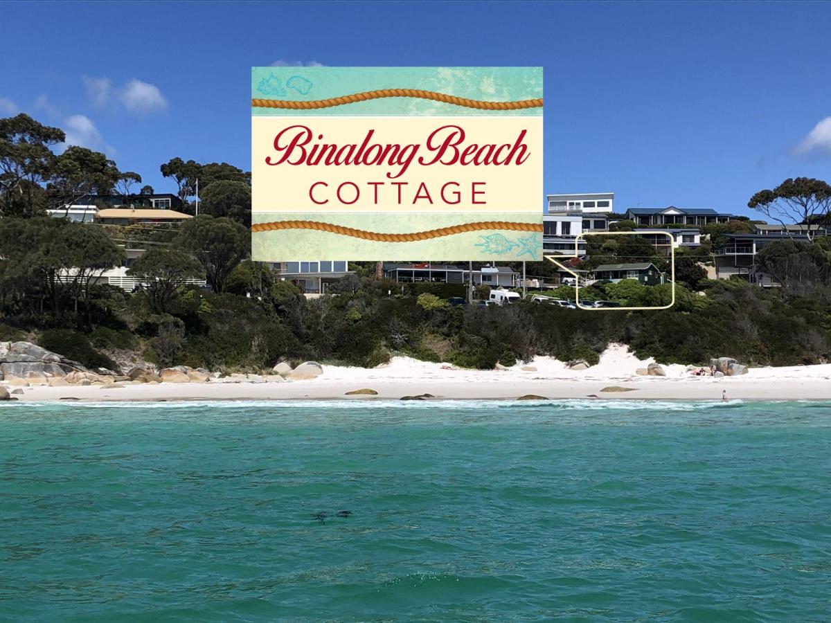 BINALONG BEACH COTTAGE Beachfront at Bay of Fires Next to Restaurant - B&B
