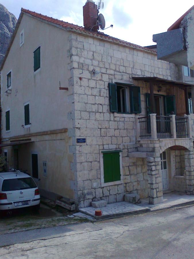 Apartman Zora - Ferienwohnung