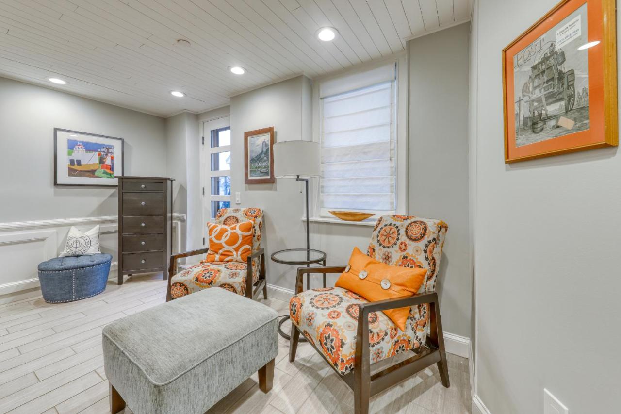 One Bedroom Apartment