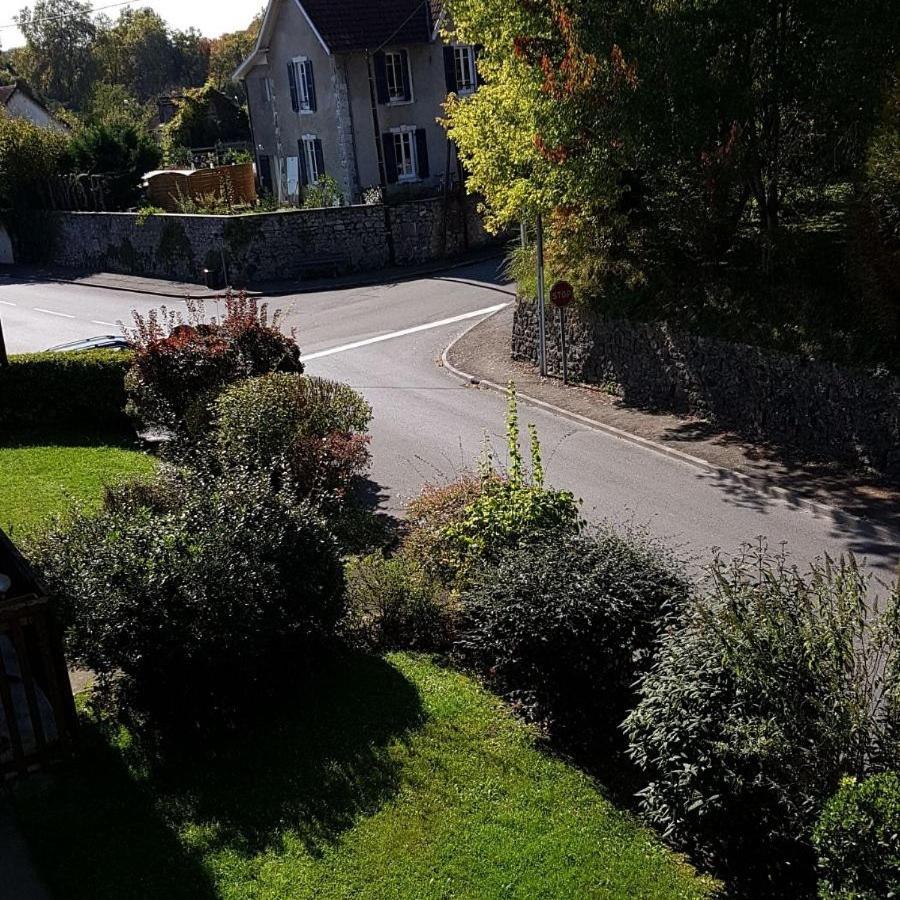 Studio privatif sur Orthez - B&B
