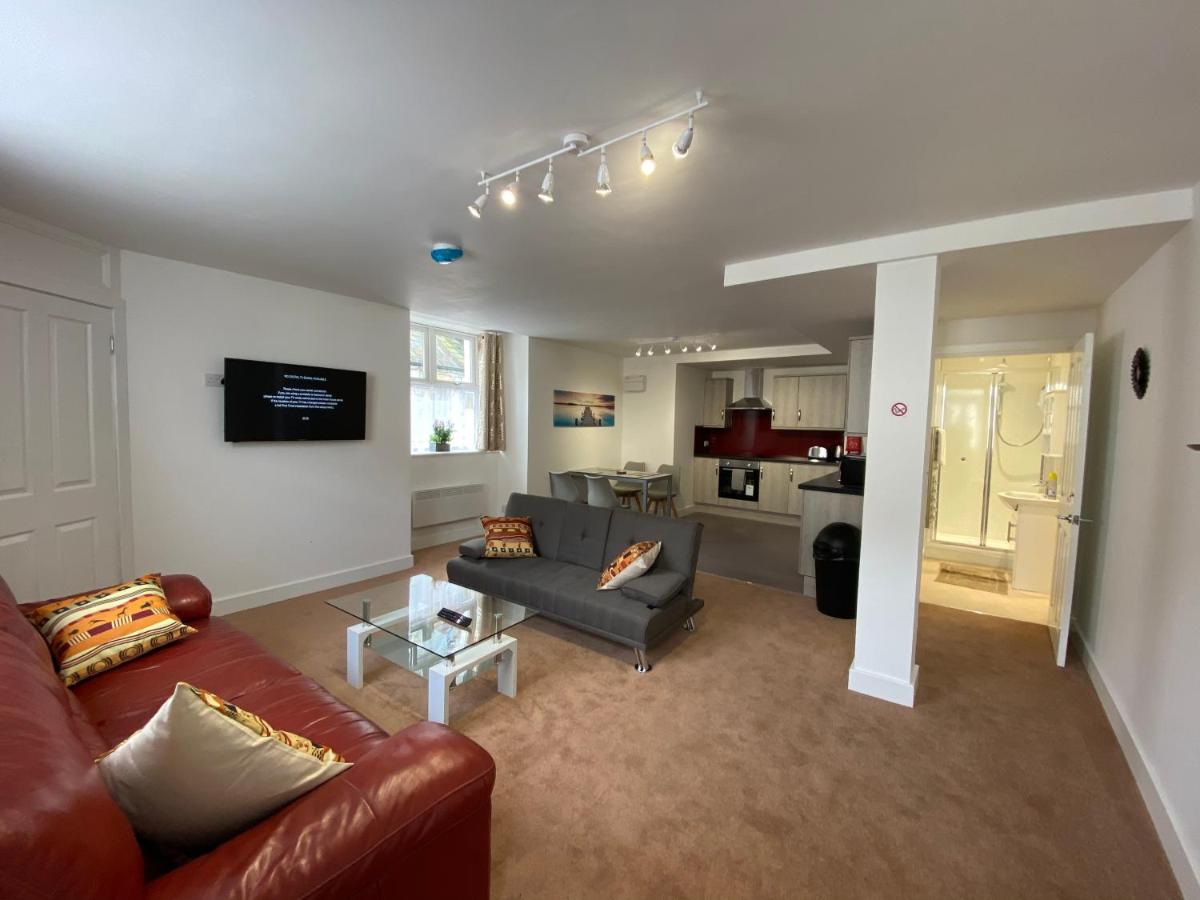 B&B Plymouth - Octagon Apartment 1 - Bed and Breakfast Plymouth