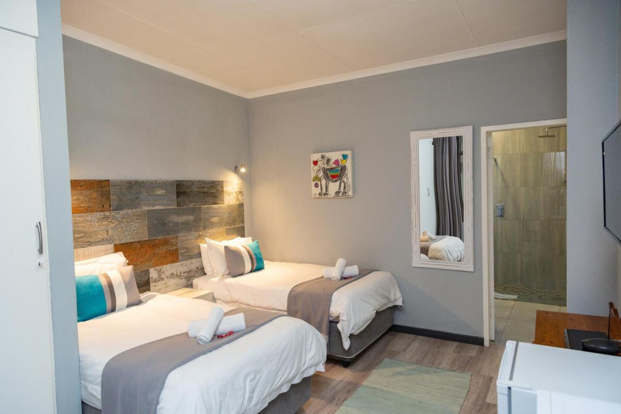 Comfort Twin Room
