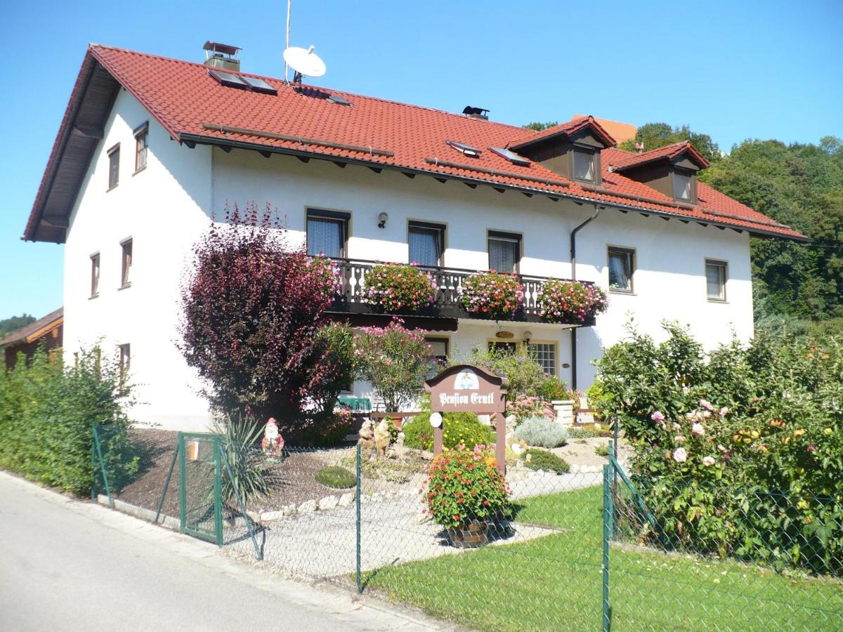 B&B Leithen - Ferienwohnungen Erntl - Bed and Breakfast Leithen