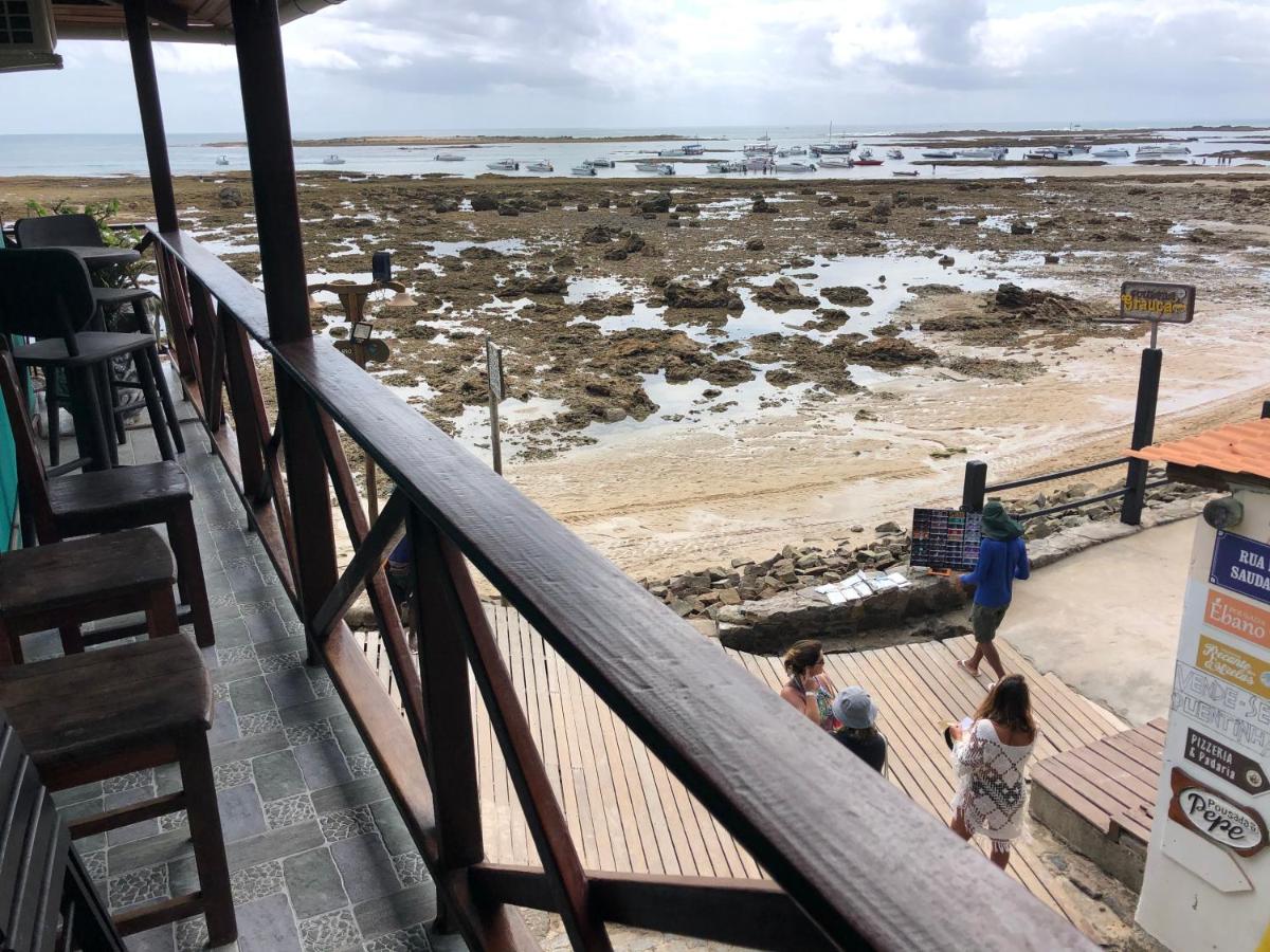 Camera Matrimoniale con Vista Mare Laterale e Balcone