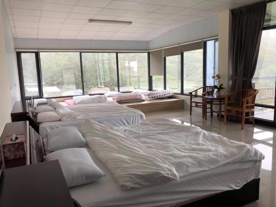 Deluxe Family Suite
