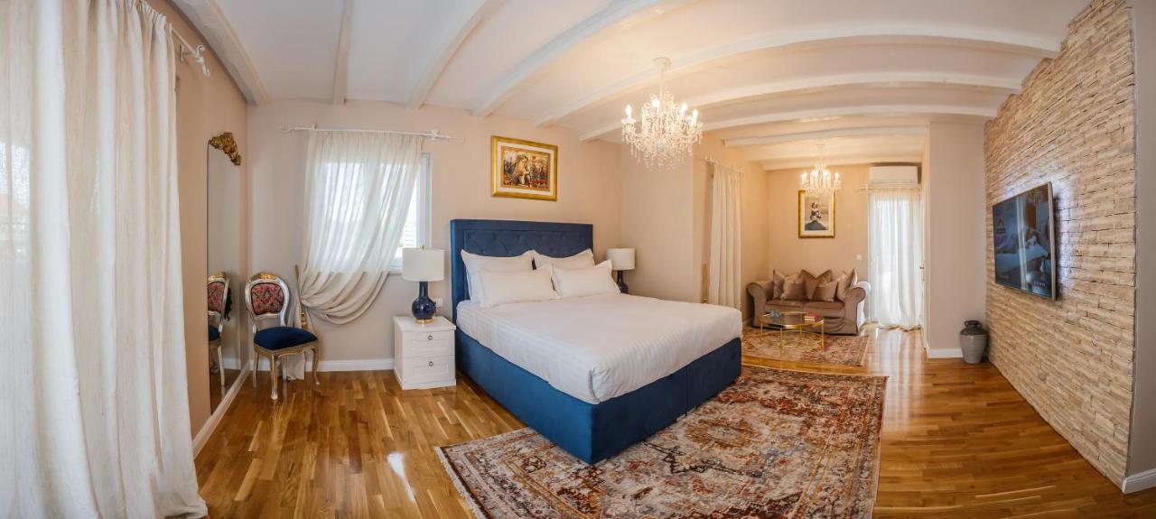 Chambre Lit King-Size avec Baignoire Spa