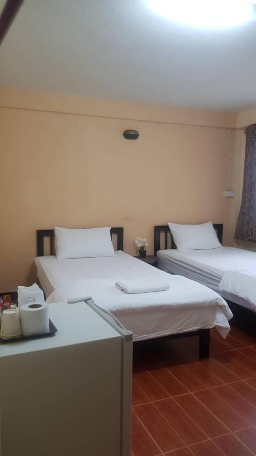 Twin Room with Bathroom - No Window
