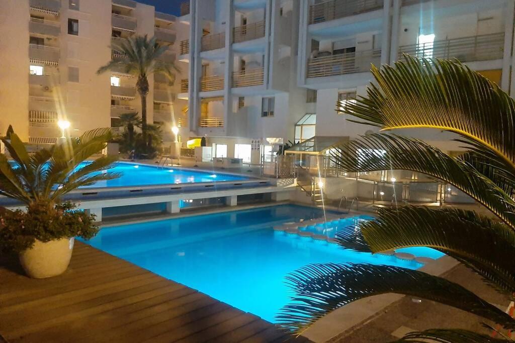 APARTAMENTO EN EL CENTRO DE SALOU - Chambres d’hôtes Salou