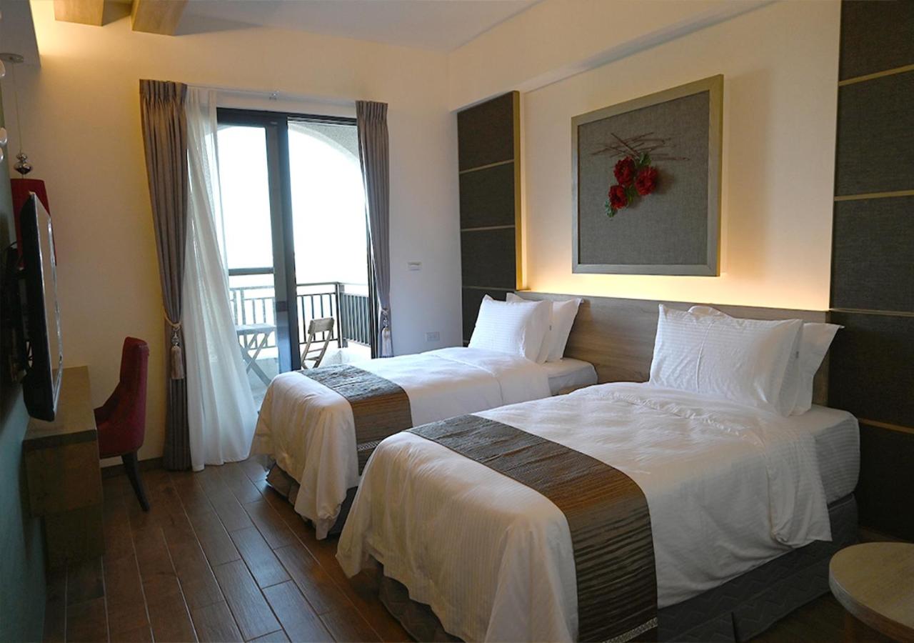 Double Room with Balcony and Sea View