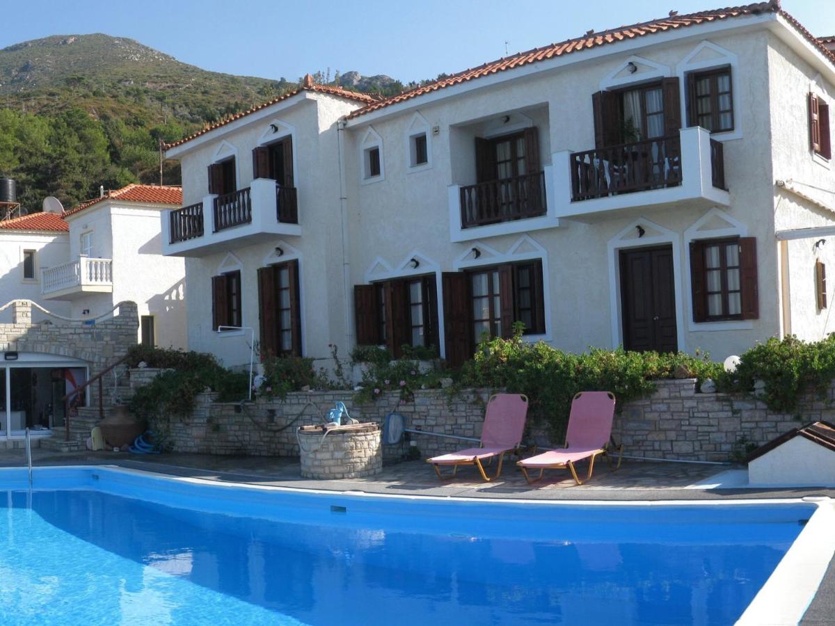 Violetta Seaside Studios&Apartments - Bed and Breakfast