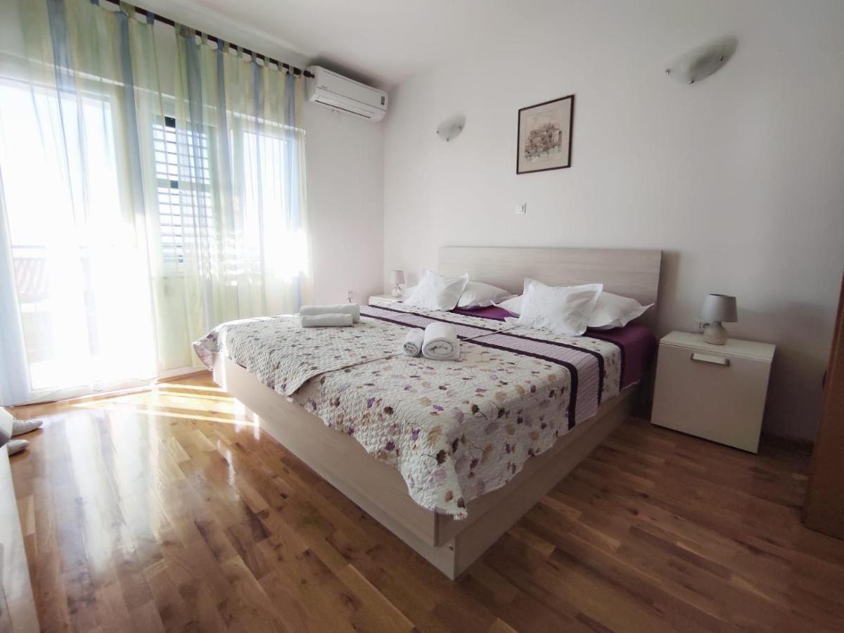 Apartments de la Marina - Bed and Breakfast Makarska