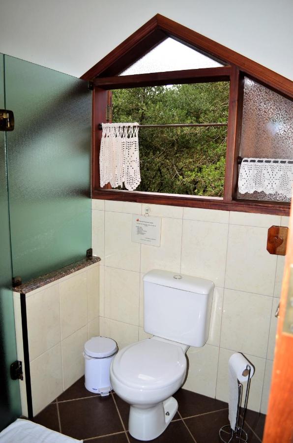 Camera Quadrupla Superior