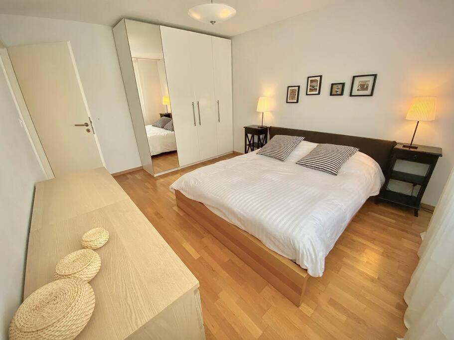 B&B Lausanne - Good location, spacious, comfortable and bright!! - Bed and Breakfast Lausanne