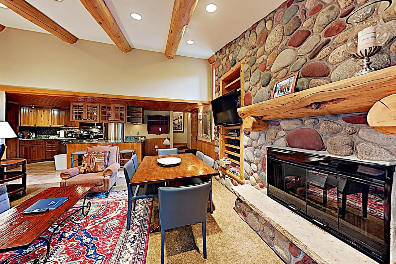 B&B Snowmass Village - Timberline Condominiums 2 Bedroom plus Loft 3 Bath Deluxe Unit C3H - Bed and Breakfast Snowmass Village